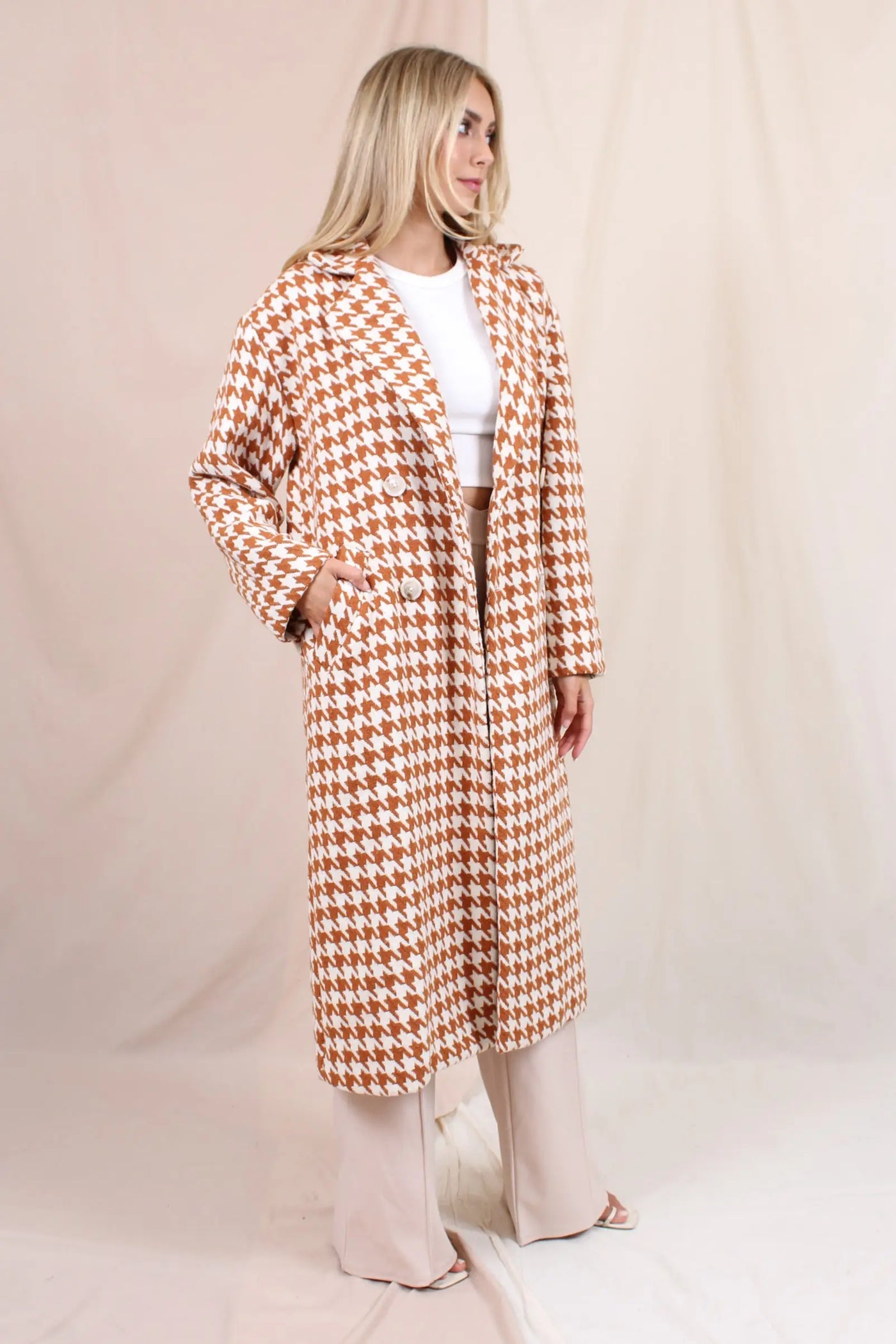 brown-houndstooth-trench-coat-fall-the-shameless-collection